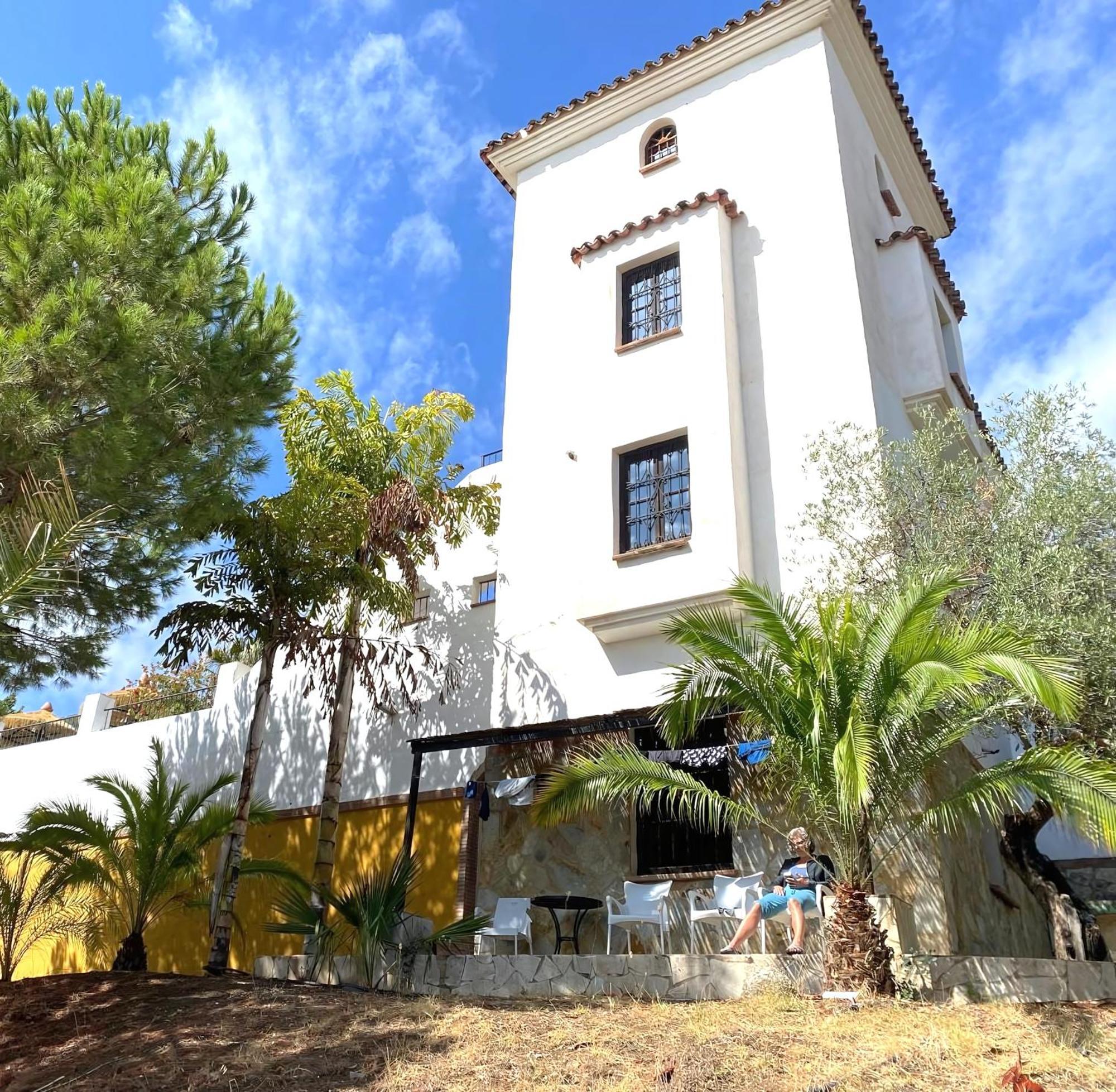 Castle Tower Apartment In Rural Holiday Park 'Bernard' Tolox Exterior foto